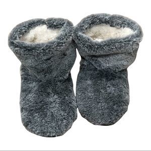 Major Trading Incorporated Sherpa High Top Slipper